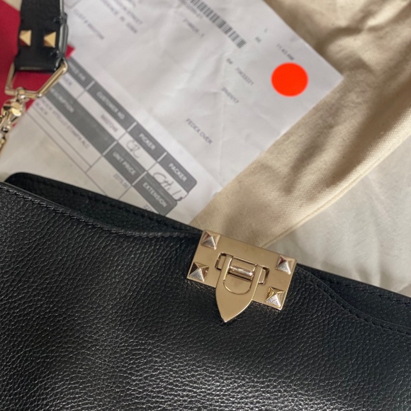 Valentino Garavani Rockstud Small Messenger Bag - Picture 4 of 6